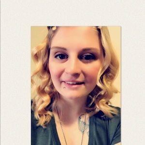 Meet your Posher, Christian